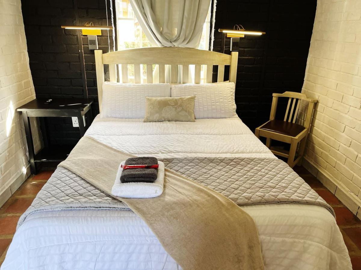 The Gallery Lounge Potchefstroom Exterior photo